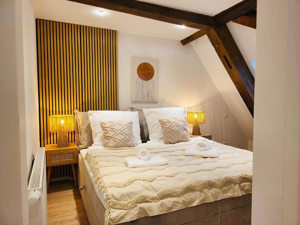 SiOUX Apartment Schlafzimmer mit Dachschräge